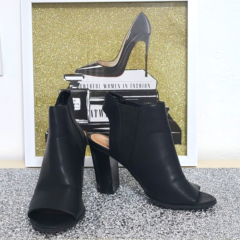 NWOT Call it Spring Black Elastic Leather Open Toe Sling Back 3" Heel SZ 7 1/2